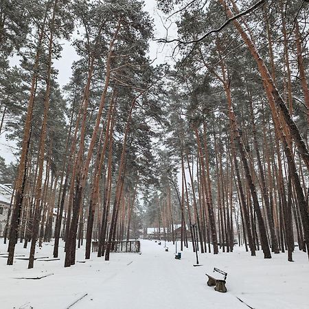 Заміський Комплекс "Пуща Лісна" Hotel Moschun Eksteriør billede